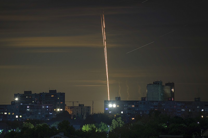 Russia-Ukraine War : Flash in sky - Mystery surrounds