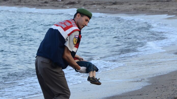 the body of 2-year-old Syrian refugee Alan Kurdi