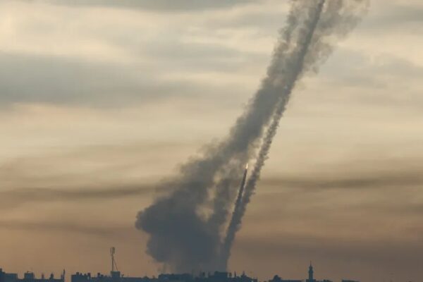 Rockets fired by Palestinians fighters