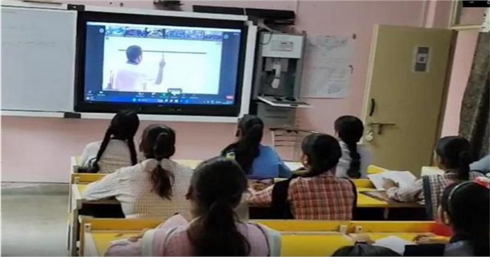 પાણીપત હરિયાણા ગરીબોને મફત શિક્ષણ