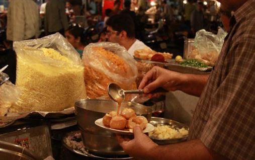 નવરાત્રી : અમદાવાદના ખાણીપીણી બજારમાં તેજી