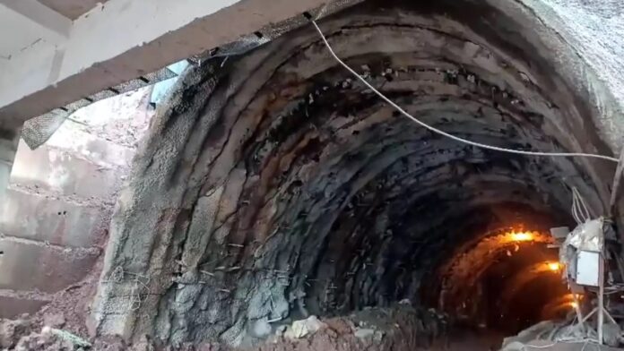 Part of tunnel under construction in Uttarkashi broken