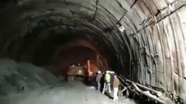 Tunnel Collapsed 1