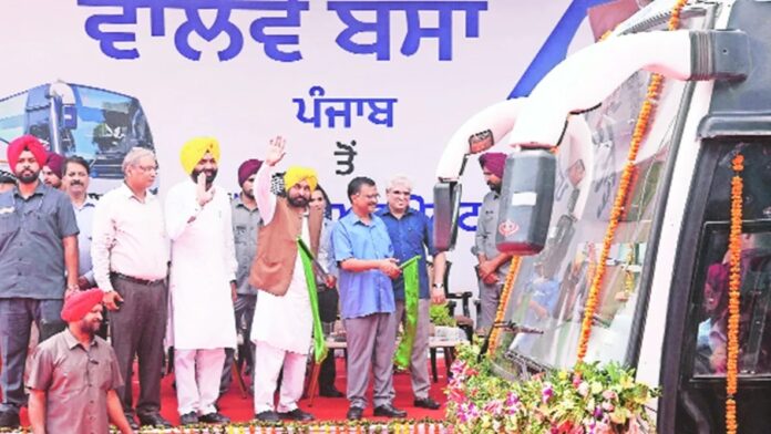 अरविंद केजरीवाल : Baba Banda Singh Bahadur bus stand