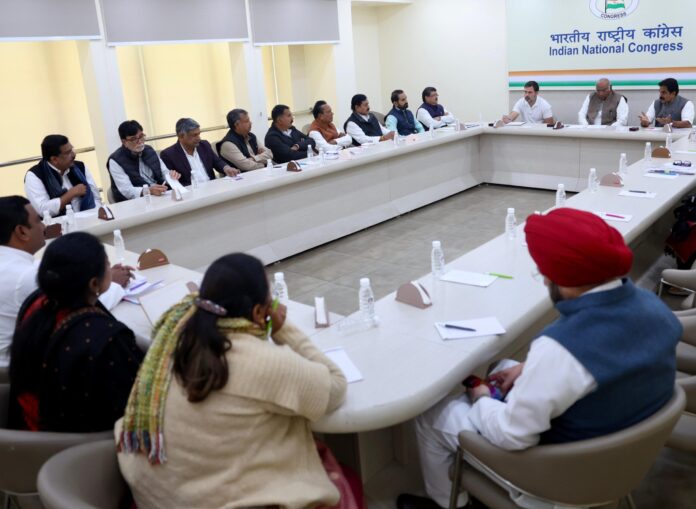 CONGRESS : कांग्रेस में लोकसभा चुनाव से पहले चलेगा 'मेगा ऑपरेशन'