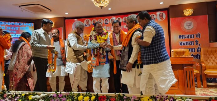 छत्तीसगढ़ : मुख्यमंत्री विष्णुदेव साय हैं आदिवासी समाज के बड़े नेता