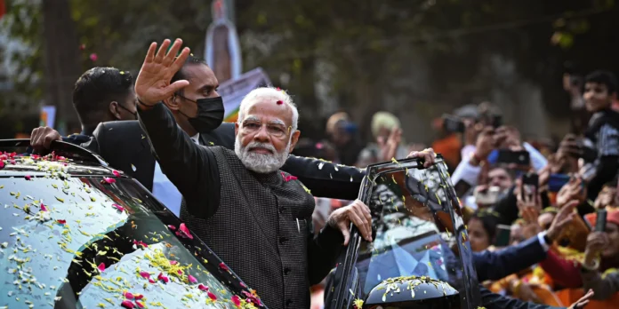 MODI TOP 23 PHOTOS