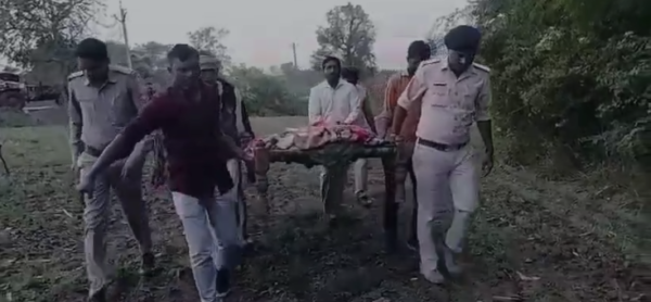વૃદ્ધ મહિલા