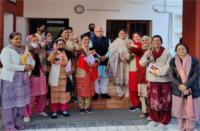 Anganwadi: आंगनबाड़ी कर्मचारियों और सहायकों के वेतन में वृद्धि