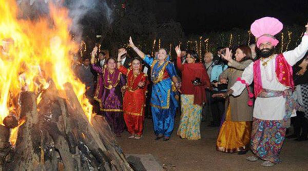 Lohri 2024: आप लोहड़ी पर्व से इन बातों को नहीं जानते होंगे और जानिए लोहड़ी पूजा मुहूर्त