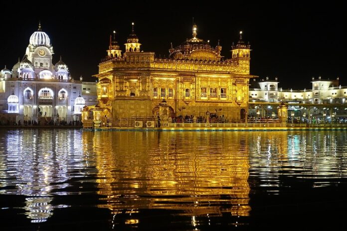 Amritsar Sri Harmandir Sahib Darbar