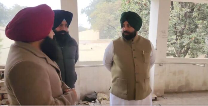 Ludhiana ITI में शिक्षा मंत्री की रेड, शो-कोज नोटिस जारी