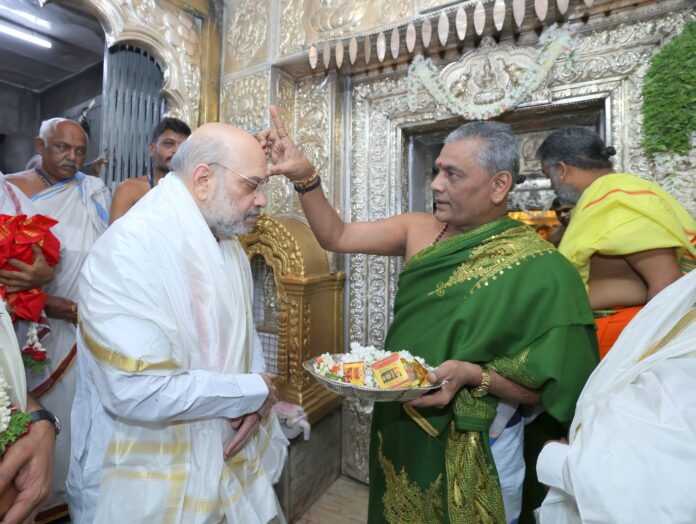 Karnataka / Amit Shah: અમિત શાહે વડાપ્રધાન મોદીના કર્યા વખાણ