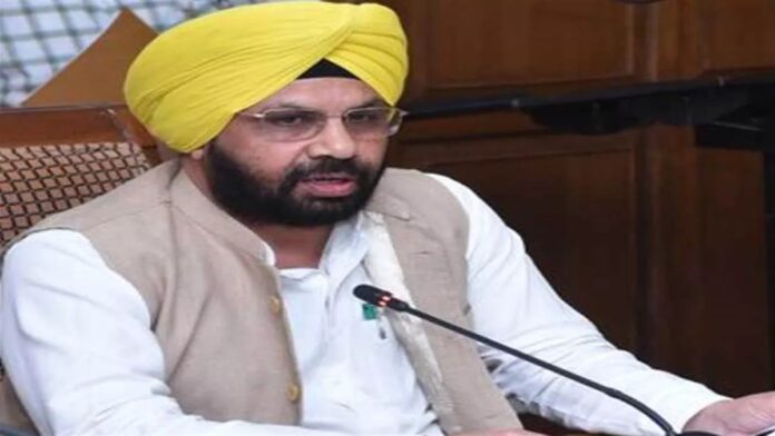 PSPCL के 2 क्लर्क निलंबित, जानें क्या है पूरा मामला