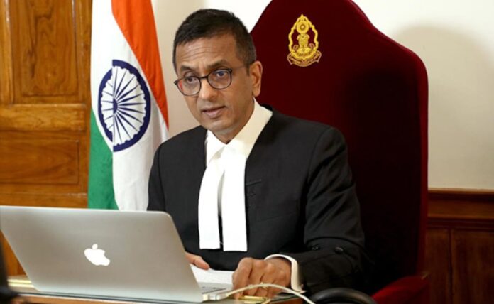 Chief Justice DY Chandrachud: “આ લોકશાહીની હત્યા છે”