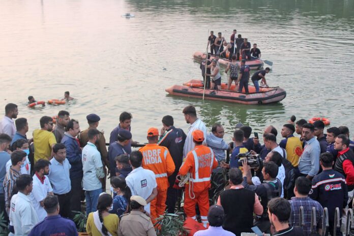 vadodra boat accident