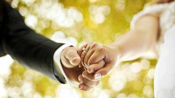Valentine Special: લગ્નજીવન અને વેલેન્ટાઇન; લગ્ન તો સ્વર્ગમાં નક્કી થાય છે, પહેલાથી નક્કી જ છે કે તમારા લમણા કોણ લેશે...