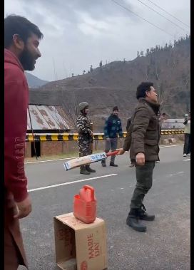 Sachin Tendulkar in Kashmir