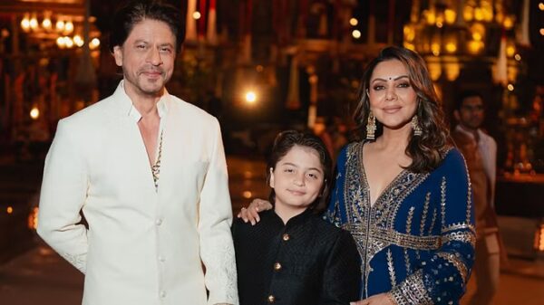 Shah Rukh Khan: રામ ચરણ પર શાહરૂખની કોમેન્ટ, કિંગ ખાનના બચાવમાં આવ્યા ચાહકો