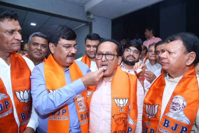Surat MP: સુરતમાં ભાજપ ચૂંટણી લડ્યા વિના જીતી, ઈતિહાસમાં પહેલીવાર સુરત બેઠક બિનહરીફ