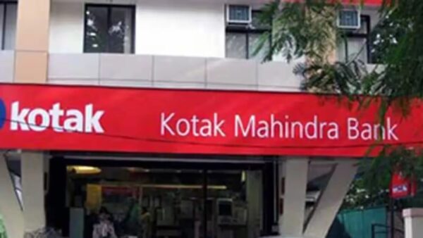 Kotak Mahindra Bank ને મોટો ફટકો; RBI એ નવા ગ્રાહકો જોડવા પર મુક્યો પ્રતિબંધ, નવા ક્રેડિટ કાર્ડ ઈશ્યુ કરી શકશે નહીં