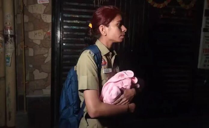Child Trafficking Racket: બાળ તસ્કરીના રેકેટનો પર્દાફાશ, આસિસ્ટન્ટ લેબર કમિશનર સહિત 7ની ધરપકડ
