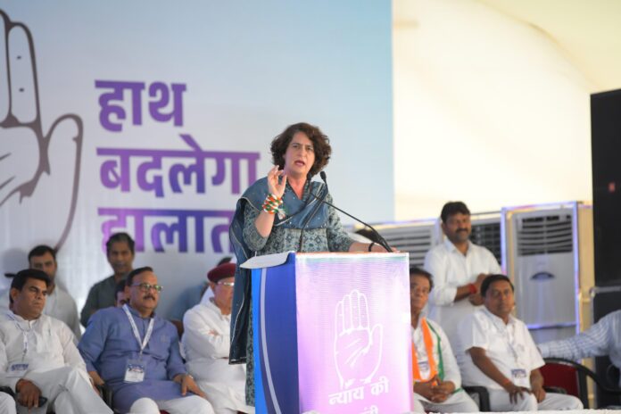Priyanka Gandhi: પ્રિયંકા ગાંધીએ જયપુરમાં સભા ગજવી, કહ્યું, 