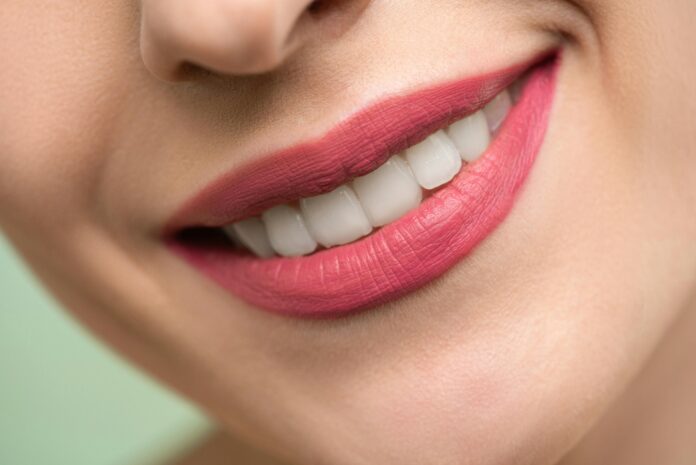 which lipstick is best to apply ?