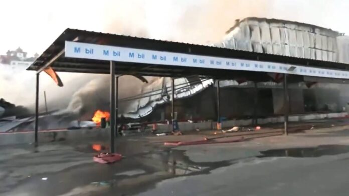 Fire Accident: ગુજરાતથી લઈને દિલ્હી સુધી આગનો તાંડવ