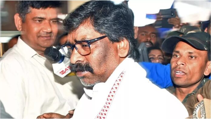Hemant Soren: હેમંત સોરેનને રાહત નહીં, ધરપકડને પડકારતી અરજી ફગાવાઈ; કાકાના અંતિમ સંસ્કારમાં હાજરી આપવા માટે પરવાનગી