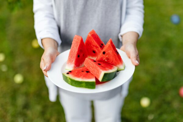 Watermelon: જો તમે પણ તરબૂચ ખાવ છો, તો જાણો તેનાથી થતા નુકસાન