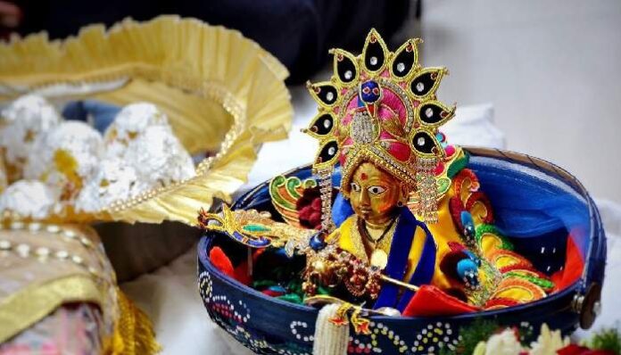 Laddu Gopal: લાડુ ગોપાલ ઘરમાં હોય તો ભૂલથી પણ આ 5 કામ કરતા નહીં