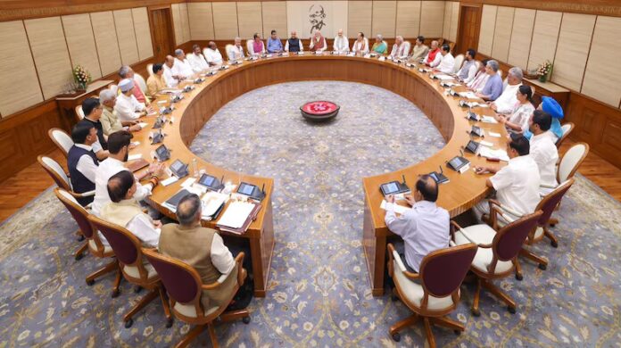 Modi cabinet: સરકારના 5 મોટા નિર્ણયો; 14 પાકના MSPમાં વધારો, 12 લાખ નોકરીઓ, 2 લાખ ગોડાઉન અને...