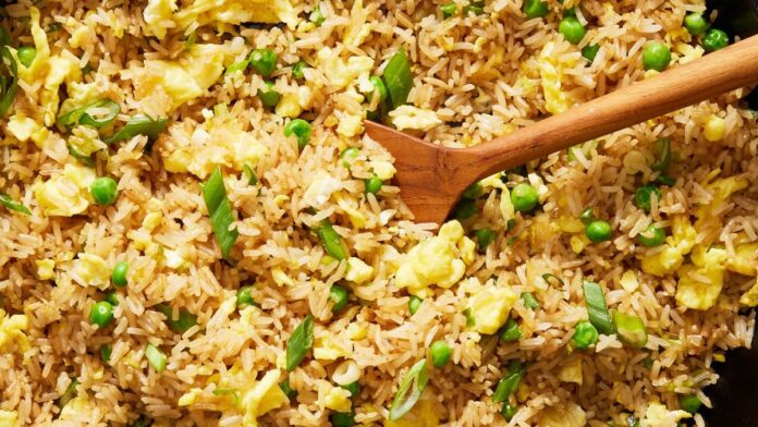 Weight Loss: વજન ઘટાડવા માટે આ 7 રીતે જમો ભાત, વાંચો ન્યુટ્રિશનિસ્ટની સલાહ
