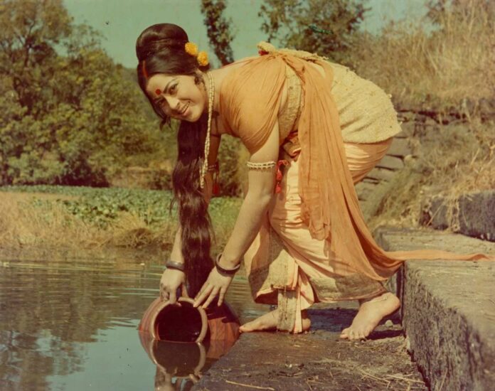 Anita Guha: 'બંગાળની બ્યુટી' જેની ફિલ્મે 'શોલે' જેવી ફિલ્મને પણ આપી ટક્કર, થિયેટરની બહાર લગાવી દીધી હતી લાઈન