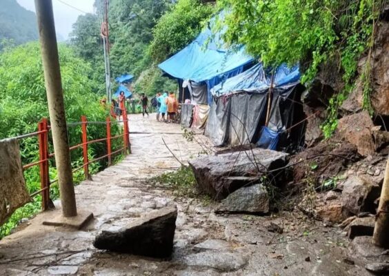 Kedarnath: કેદારનાથના ગૌરીકુંડ પાસે મોટો અકસ્માત, 3ના મોત, 8 ઘાયલ