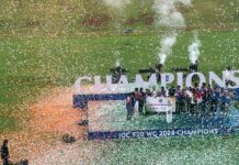 Virat-Rohit Dance: રોમાંસ ચરમસીમા પર… વિરાટ-રોહિતના ડાન્સે વાનખેડેમાં માહોલ બનાવ્યો Virat-Rohit Dance: રોમાંસ ચરમસીમા પર... વિરાટ-રોહિતના ડાન્સે વાનખેડેમાં માહોલ બનાવ્યો