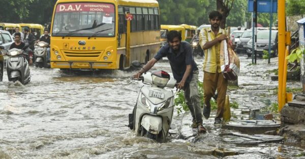 Gujarat Rain: આ જિલ્લાઓમાં મન મુકી તૂટી પડશે વરસાદ, હવામાન વિભાગે જાહેર કર્યું એલર્ટ