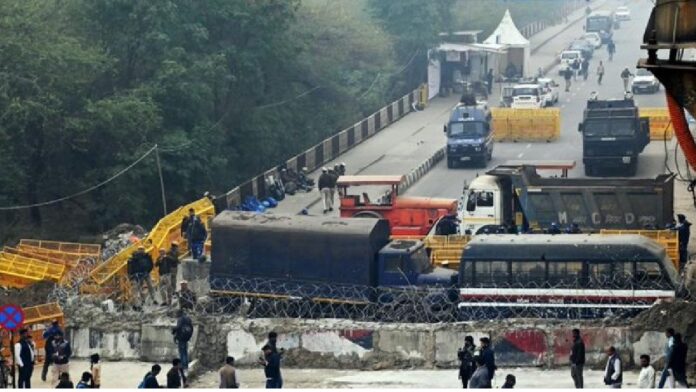 Shambhu border: शंभू बॉर्डर से बैरिकेड हटाने के हाईकोर्ट के आदेश के बाद किसानों का बड़ा ऐलान