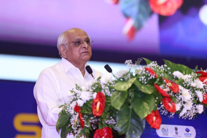 ગુજરાત સેમિકન્ડક્ટર સેક્ટર માટે સમર્પિત નીતિ લાગુ કરનાર પ્રથમ રાજ્ય: CM Patel