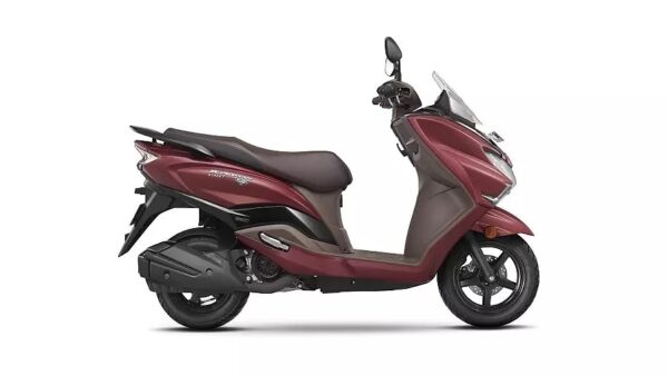 Most Popular Scooter: 80 હજાર રૂપિયાથી પણ સસ્તા આ સ્કૂટર પાછળ આખો દેશ પાગલ, મહિલાઓથી લઈને યુવાનોનું ફેવરિટ