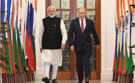 Pm Modi Russia Visit