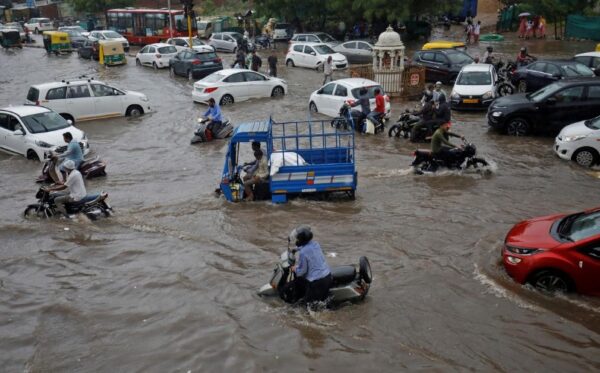 Gujarat Rain (Video): ગુજરાતમાં મેઘ કહેર, અત્ર-તત્ર-સર્વત્ર વરસાદે વિનાશ વેર્યો