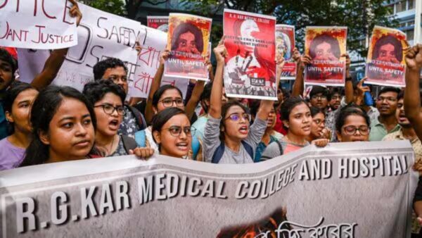 Kolkata Doctor: TMCમાં બળવો! મમતાના સાંસદે જ બંગાળ સરકાર પાસેથી જ જવાબ માંગ્યો; કઈ રીતે બળાત્કારને આપઘાત ગણાવ્યો..?