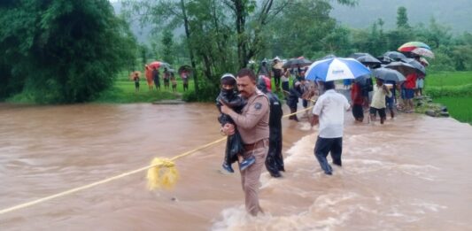 Navsari Valsad Rain (video): નવસારીમાં 9 ઇંચ વરસાદ, વલસાડમાં રેડ એલર્ટ