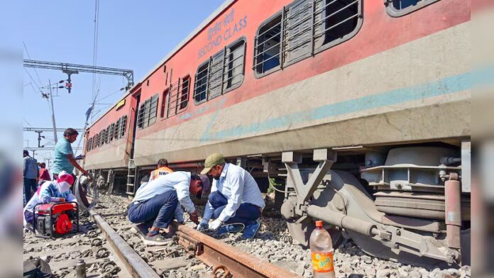 Sabarmati Express Accident: દુર્ઘટના કે કાવતરું? સાબરમતી એક્સપ્રેસ પાટા પરથી ઊતરી કે ઉતારવામાં આવી? IB ની સઘન તપાસ