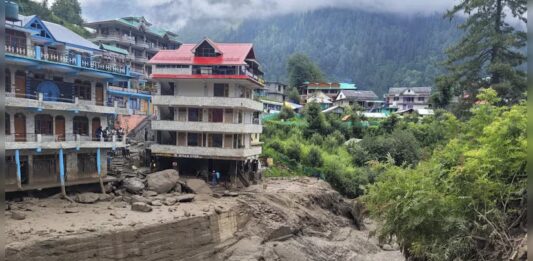 Shimla Cloud Burst: હિમાચલના શિમલામાં વાદળ ફાટ્યું, સમેજ નદીમાં પૂર