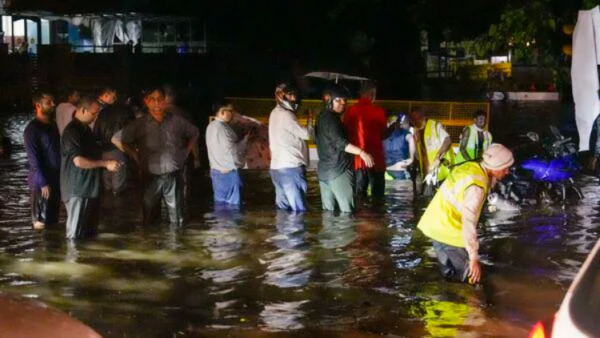 delhi weather today update rain 4