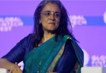 SEBI chief ફરી ઘેરાયા વમળોમાં… હિંડનબર્ગ બાદ હવે સેબી ચીફ પર કોંગ્રેસ બોમ્બ SEBI chief ફરી ઘેરાયા વમળોમાં... હિંડનબર્ગ બાદ હવે સેબી ચીફ પર કોંગ્રેસ બોમ્બ, 'માધબી બુચે એકસાથે 3 જગ્યાએથી પગાર લીધો...'