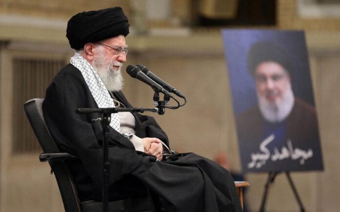Ali Khamenei: 5 વર્ષમાં પહેલી વાર, ઈરાનના સર્વોચ્ચ નેતા આયાતુલ્લા અલીએ જુમ્માની નમાજનું નેતૃત્વ કર્યું; દુશ્મનોને નિષ્ફળ બનાવીશું